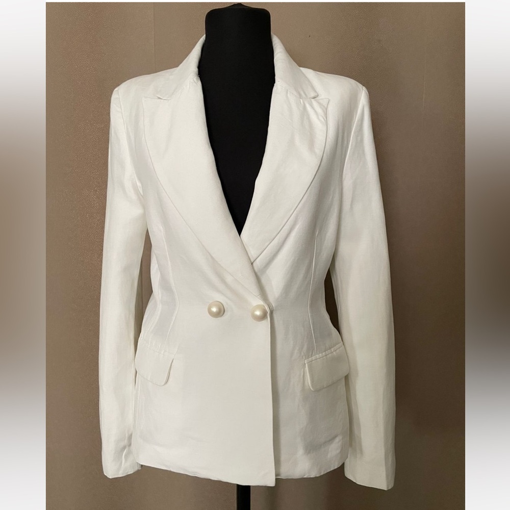 Ermanno Scervino White Double-Breasted Blazer with Pearl Buttons